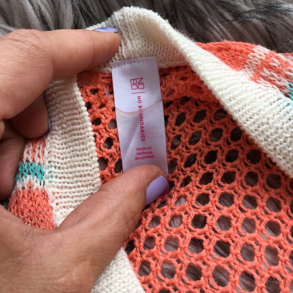Native Aztec-ish Wrap Shrug - Picture 3 of 5